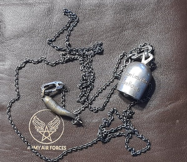 US WWII USAAF Capri Bell silver 1944 original with silver neckchain