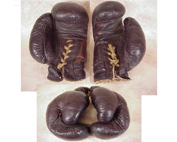 US WWII, Gloves Boxing, Leather, good condition