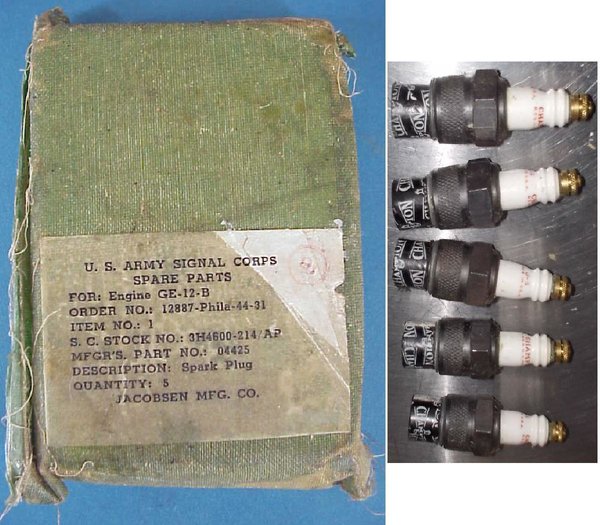 US WWII, Spark Plugs Jacobsen Mfg.Co. unopened, the pictured spark plugs were out of an open package