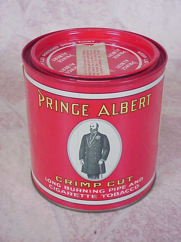 US WWII, Tin Tobacco Prince Albert round Tax Free Label, empty, good condition