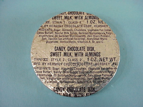 US WWII, Chocolate Candy Disc Almonds 1, very good condition