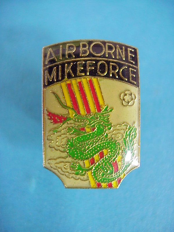 US WWII Crest Airborne Mikeforce 01