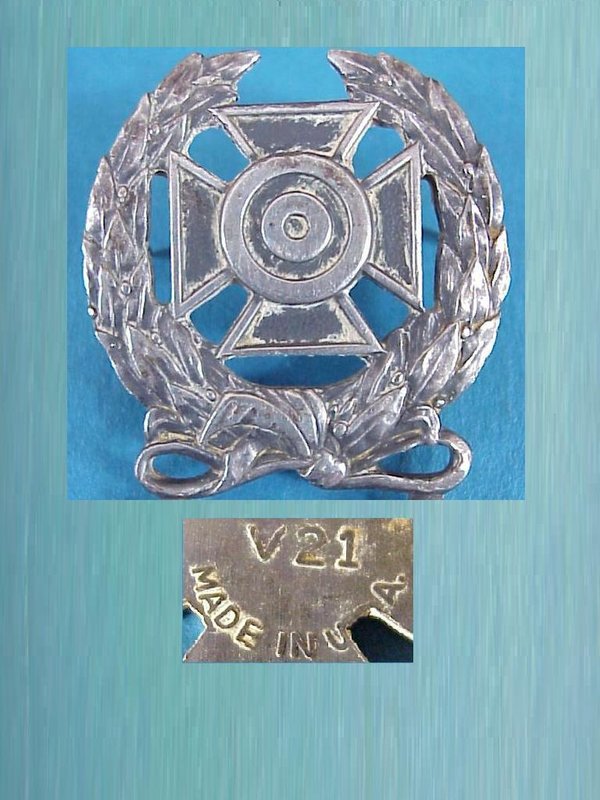 US WWII Badge Expert 001