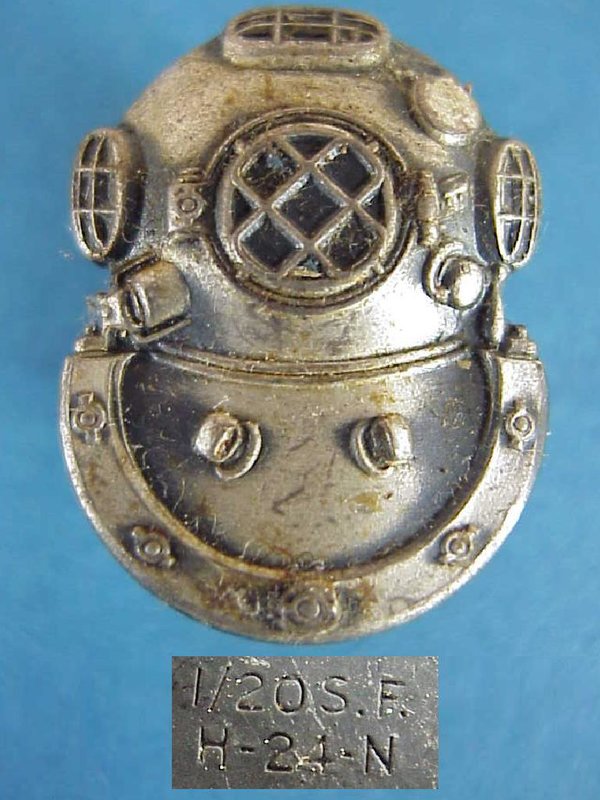 US WWII Badge second class diver
