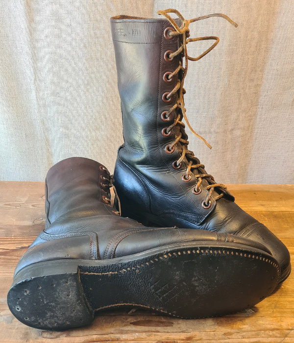 U.S. WWII, Footware Boots Service High  Size 9 1/2 and hard to find Big size & NAMED