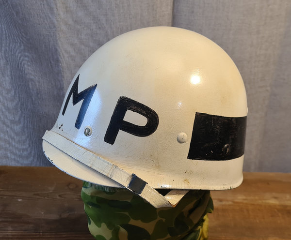 U.S. WWII, Helmet M1 Frontseam Swivelbale painted MP original Liner from Mine Safety Appliances