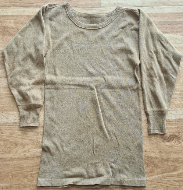 U.S. WWII Enlisted Man Winter Undershirt OD size M. Clean & without any damages 1944