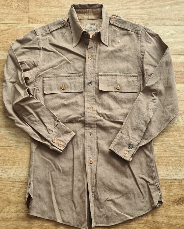 U.S. WWII Officer's Khaki Shade M1 Shirt original Size 14/32 . Its a good Shirt in really good condi