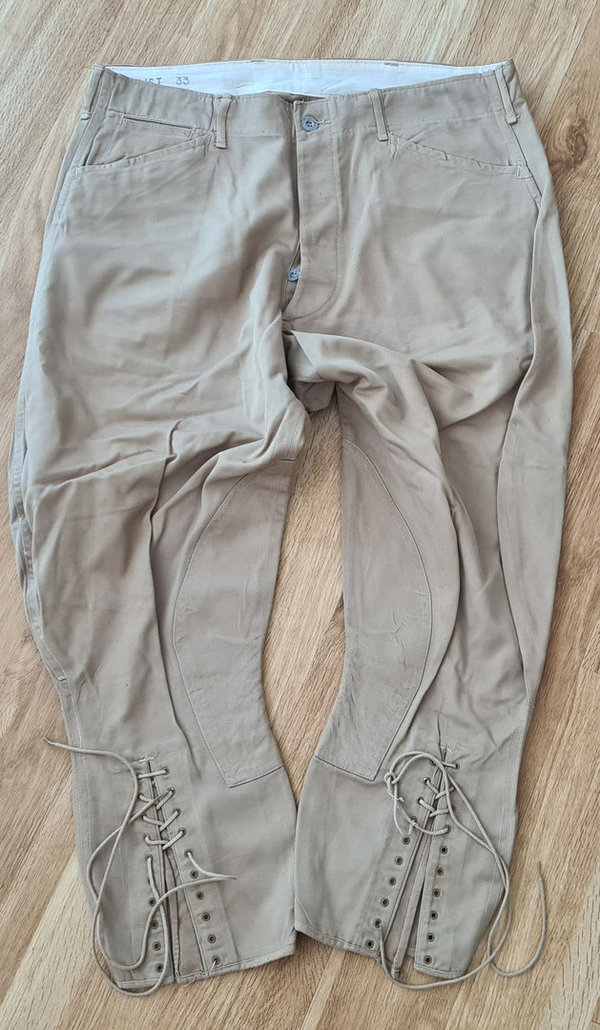 U.S. WWI / WWII Officer's Breeches Trouser Khaki . The Trouser is in superb clean mint Condition