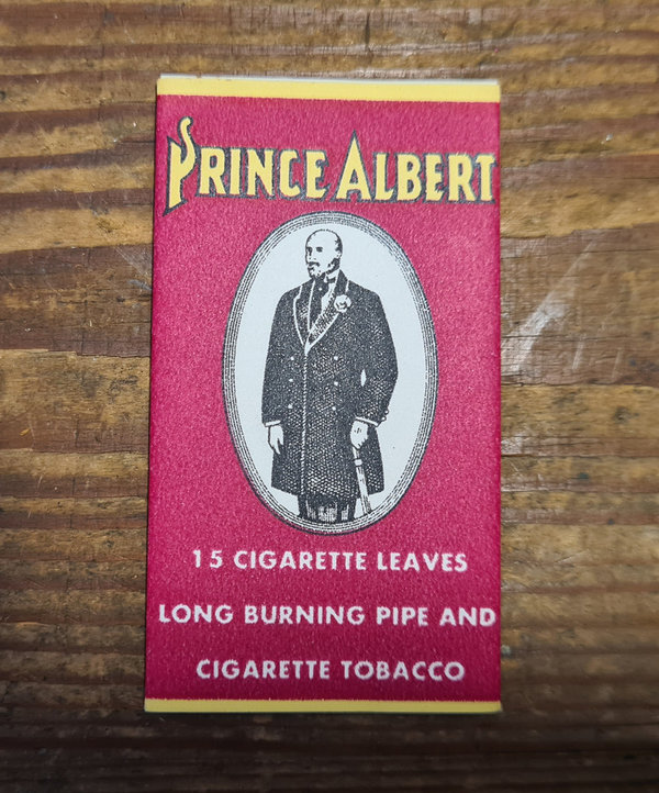 U.S. WWII original Cigarette Paper "Prince Albert". Mint nice condition and very rare !
