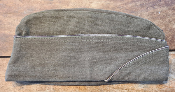 U.S. WWII Medical Department Garrison Cap in near mint condition. Size 7 1/4 thats medium size.