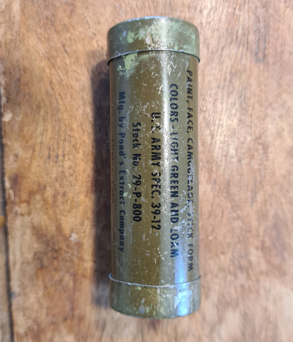 U.S. WWII Camouflage Stick full in good condition