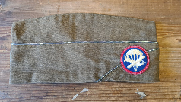 U.S. WWII Officer's Garrison Cap Airborne Glider patched and 2nd Lt Pin in original good big size 7