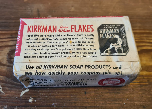 U.S. WWII original Soap Kirkman Borax White Flakes in very good condition
