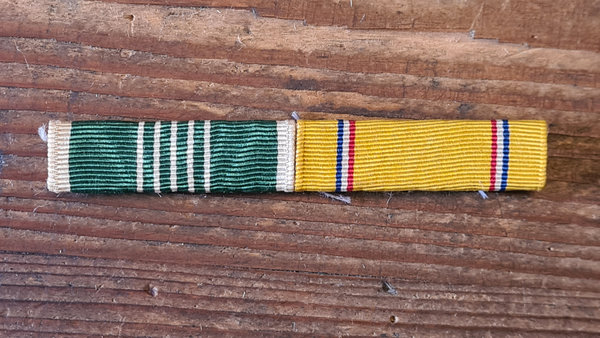 U.S. WWII original Ribbon ( Army Commendation Medal & American Defense Service Medal )
