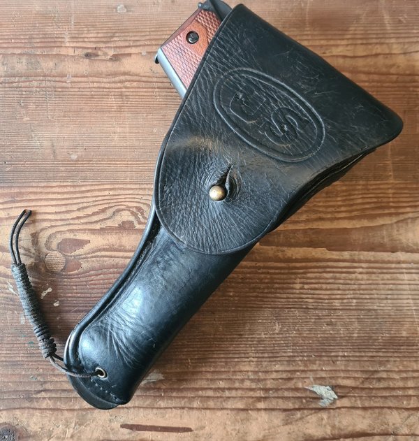 U.S. WWII genuine M-1911 Pistol Holster in good condition Its from ENGER & KRESS and dated 1942.