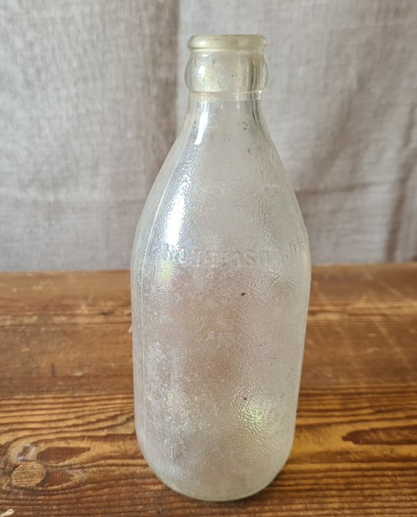 U.S. WWII genuine Beer Bottle white glas in good Condition