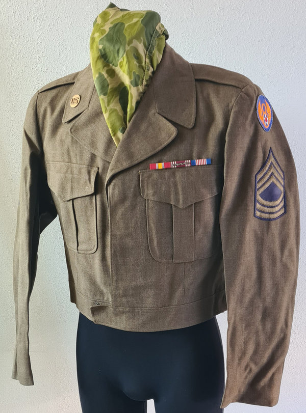 U.S. WWII Style genuine Enlisted Man Ike Jacket 8th Army Air Force in near mint clean condition