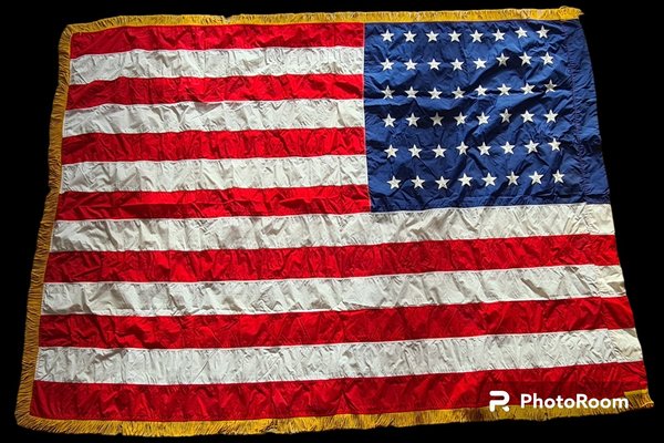 U.S. WWII genuine 48 Star Parade Flag with Gold Fringe. Measurements 1,70 x 1,35 mtr. Very clean